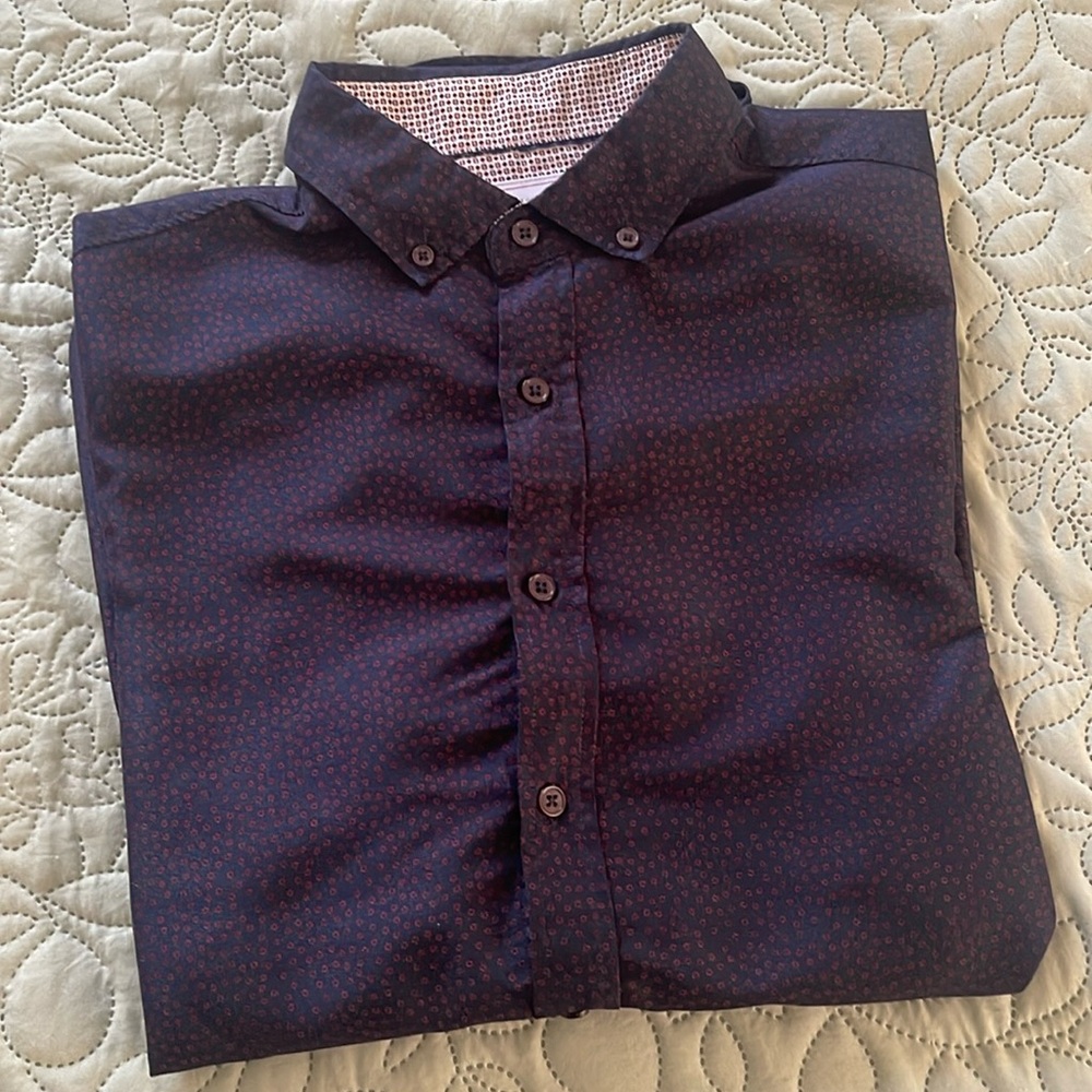 International Report men’s long sleeve button-down print dress shirt size small